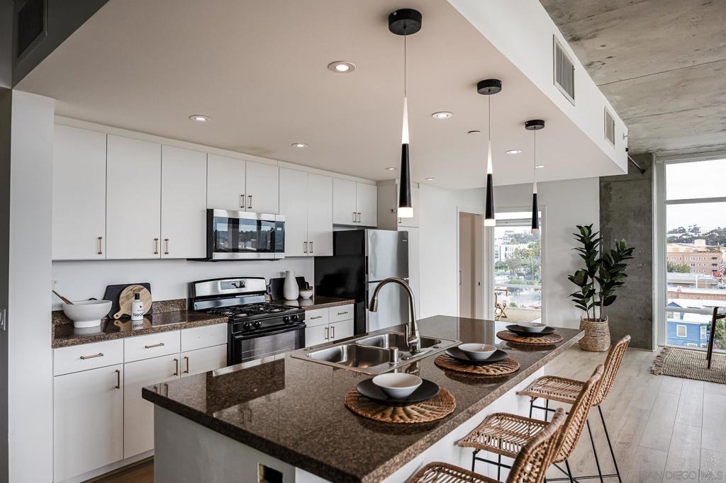 MLS #250041043SD image #9