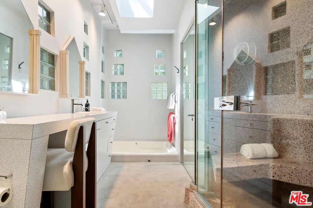 MLS #26861435 image #14