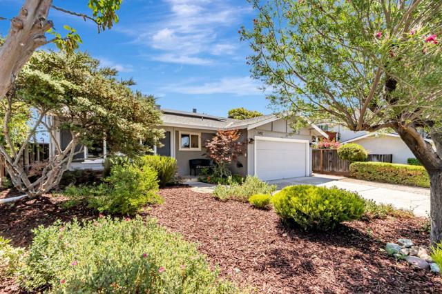 5412 Starcrest Drive, San Jose CA: https://media.crmls.org/mediaz/b6f83bac-3017-475b-91c1-1a2b5d42988d.jpg