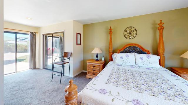 1127 Montecito Circle, Salinas CA: https://media.crmls.org/mediaz/b6fa662a-8cae-408e-beed-89008f445623.jpg