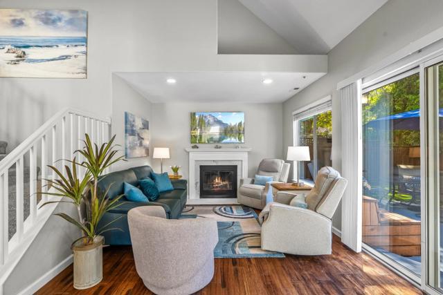 308 Sidesaddle Circle, Scotts Valley CA: https://media.crmls.org/mediaz/b6fab066-28e4-439d-99df-48bd801e6650.jpg