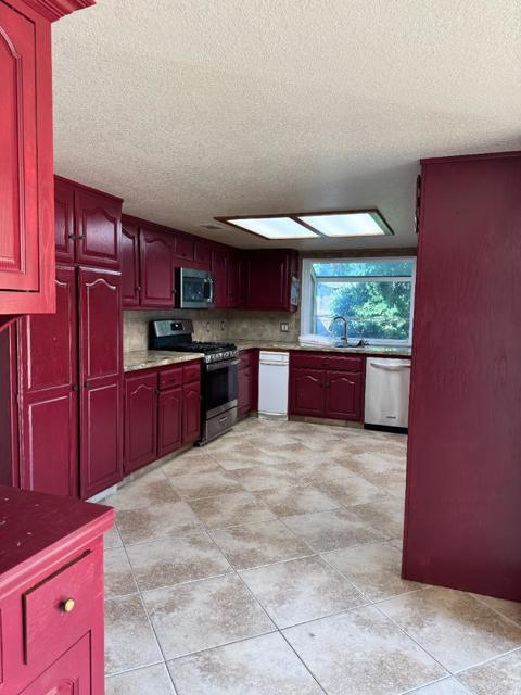 1703 Monte Grosso Drive, Merced CA: https://media.crmls.org/mediaz/b6fb03c2-cbc7-4fc8-af9c-5b4ae33b0c96.jpg