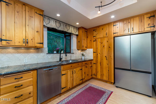 Detail Gallery Image 18 of 75 For 5290 La Canada Bld, La Canada Flintridge,  CA 91011 - 5 Beds | 5 Baths