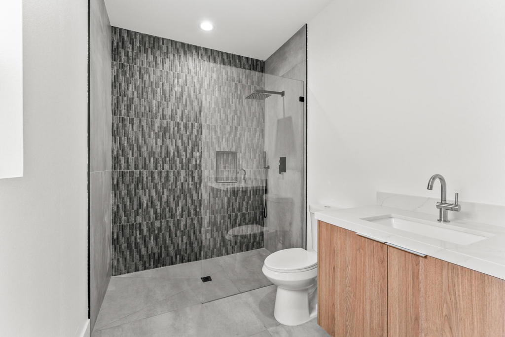 MLS #219130159DA image #18