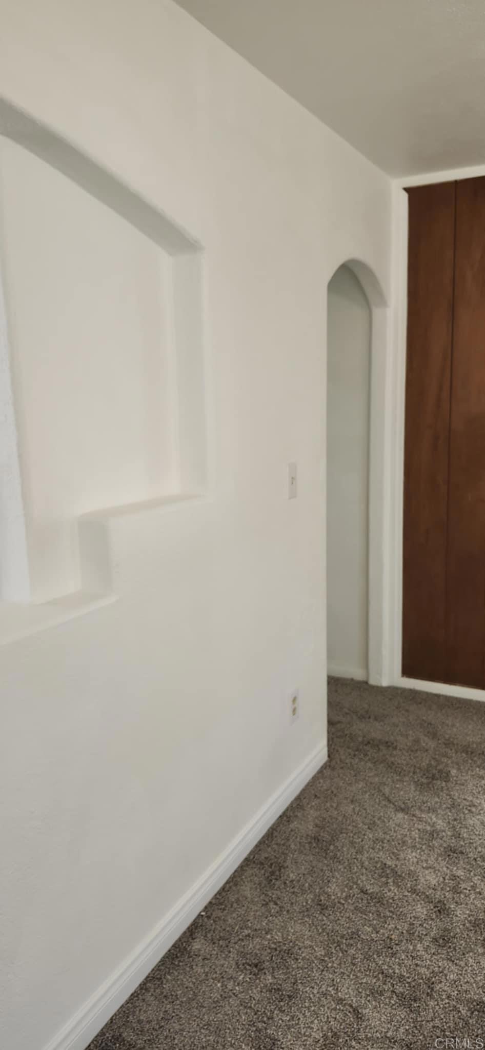https://media.crmls.org/mediaz/b6fd491f-d868-4abc-940a-8320c2836f17.jpg?preset=X-Large