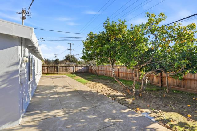 458 Rainier Drive, Salinas CA: https://media.crmls.org/mediaz/b6fd4ba0-a213-43ef-a4ab-8eaba91af53a.jpg
