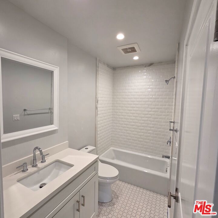 MLS #26858805 image #19