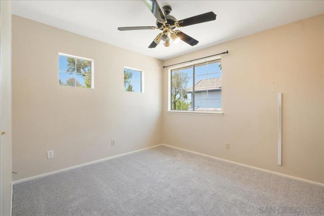 43072 Corte Tolosa, Temecula CA: https://media.crmls.org/mediaz/b6fe30e6-c0c5-4488-ae6f-fb41558954ed.jpg
