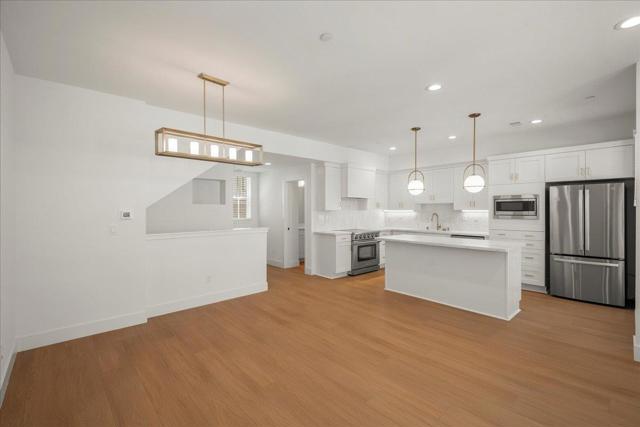 224 Carroll Street, Sunnyvale CA: https://media.crmls.org/mediaz/b6fe496d-bffe-4acf-ae64-31daa2253caf.jpg