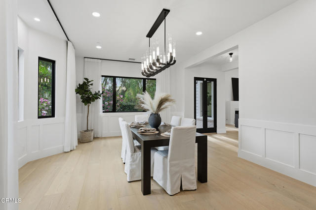 Detail Gallery Image 10 of 54 For 550 Unique Ln, Simi Valley,  CA 93065 - 5 Beds | 5/1 Baths