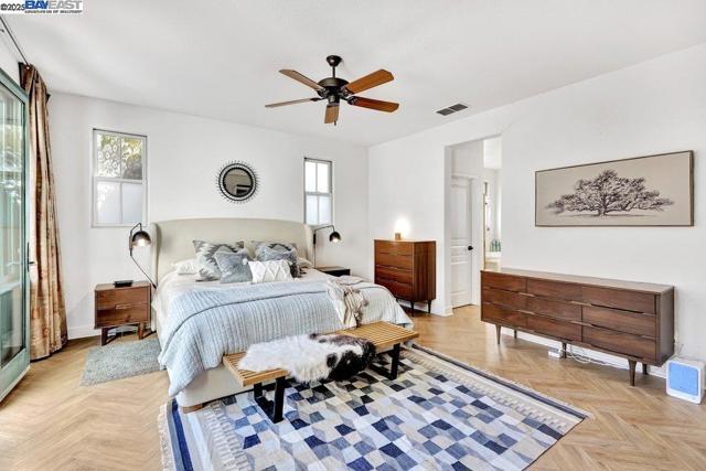 1166 Taraya Terrace, Hercules CA: https://media.crmls.org/mediaz/b6fffff5-565b-4116-8d73-c6ce77ff5ebe.jpg