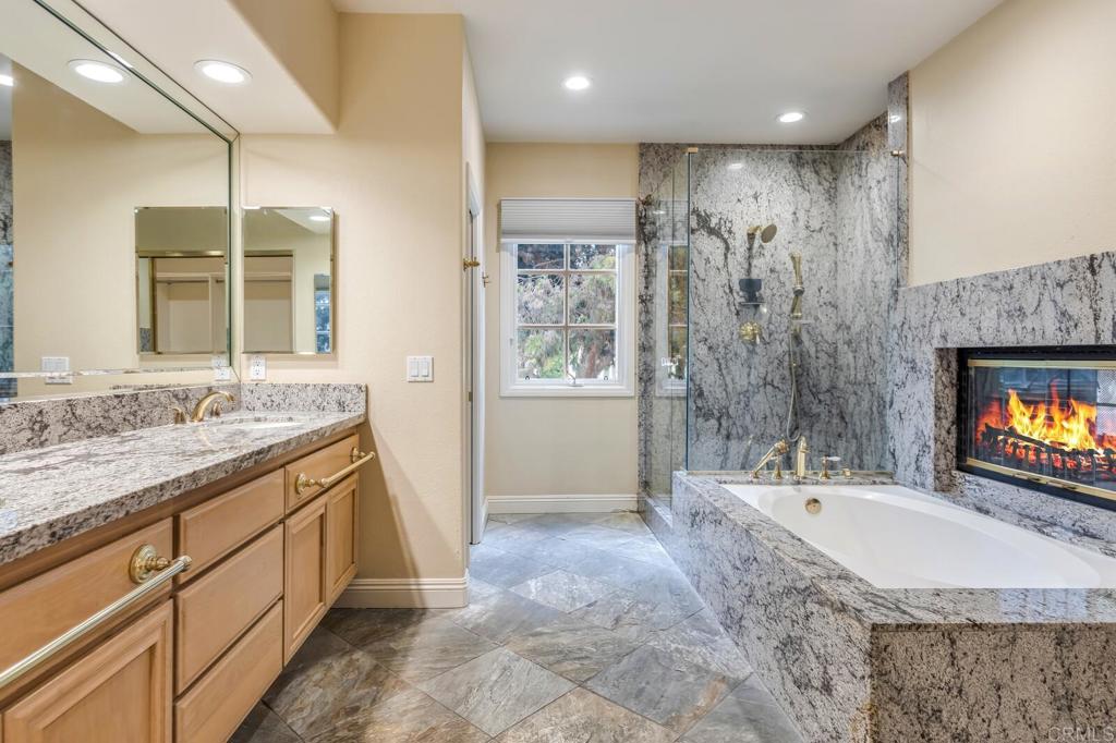 5370 Renaissance Avenue - photo 18