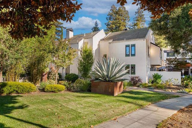 181 Centre Street, Mountain View CA: https://media.crmls.org/mediaz/b703df00-adf8-4ef5-8bf5-14a168146b2d.jpg