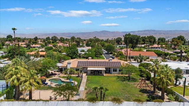 78925 Starlight Lane, Bermuda Dunes CA: https://media.crmls.org/mediaz/b705b71c-d943-49dd-97d1-bff8eae64b1c.jpg
