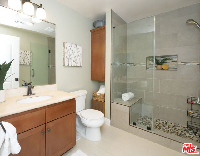 28220 Highridge Road, Rolling Hills Estates, California 90274, 2 Bedrooms Bedrooms, ,2 BathroomsBathrooms,Residential,For Sale,Highridge,25603575