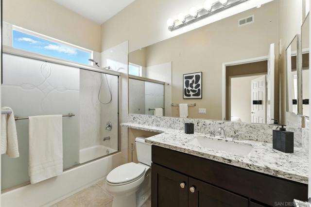 12362 Carmel Country Rd, San Diego CA: https://media.crmls.org/mediaz/b7080810-6e84-494a-b362-3034ad34b2c2.jpg