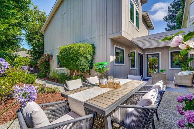 269 Bush Street, Mountain View CA: https://media.crmls.org/mediaz/b708163f-a5b6-4159-9870-b14ee6e5e12f.jpg