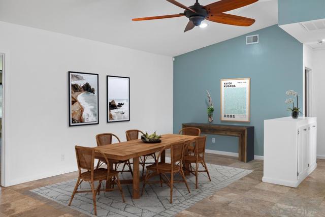 10620 Garden Way, Spring Valley CA: https://media.crmls.org/mediaz/b7083b88-9e33-4254-9d85-f5e7c93dcd59.jpg