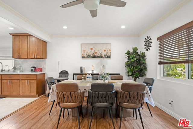 Image 3 of 45 For 15213 Daphne Avenue