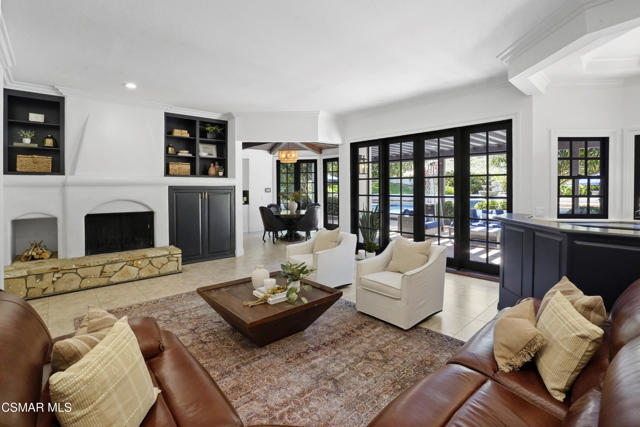 29270 Wagon Road, Agoura Hills CA: https://media.crmls.org/mediaz/b708b898-a518-4711-a3f0-7e02ed84ec51.jpg