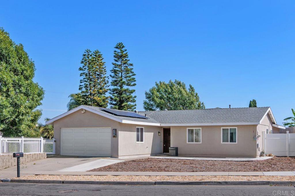 4969 Stephanie Pl