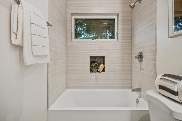 929 Darien Way, San Francisco CA: https://media.crmls.org/mediaz/b70cd7de-1d37-4a94-b8c3-424095e55210.jpg