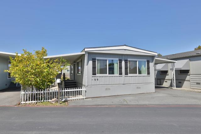 8282 Murray Ave, Gilroy CA: https://media.crmls.org/mediaz/b70d5806-2890-48f0-8a1d-d1fac7684c36.jpg