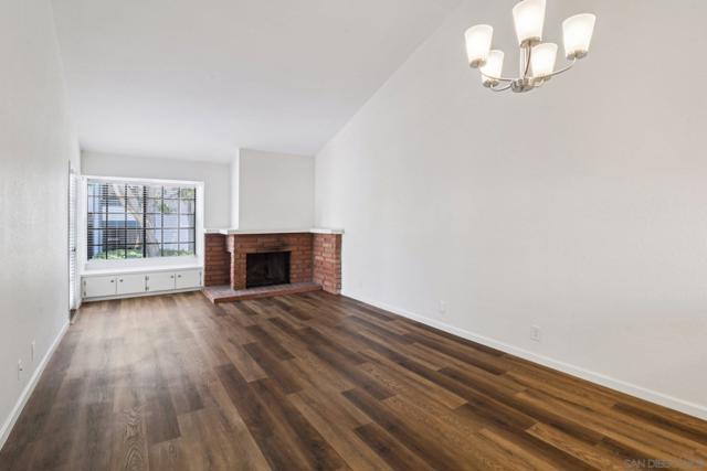 4064 Crystal Dawn Ln, San Diego CA: https://media.crmls.org/mediaz/b70db2e6-68be-4350-b7e2-3b0adbd5183e.jpg