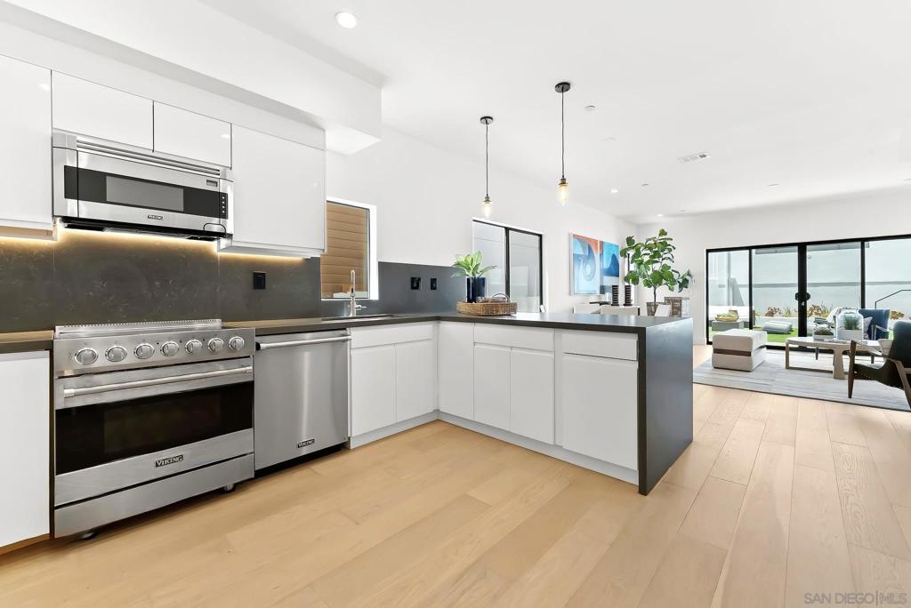 1034 Pennsylvania Avenue - photo 4