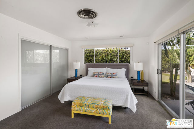 780 S Palo Verde Avenue, Palm Springs CA: https://media.crmls.org/mediaz/b70ef305-010f-4ade-bf0b-36e3f5983707.jpg