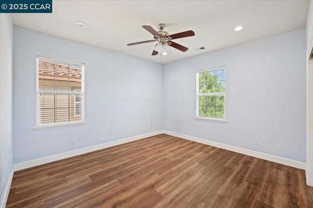 2901 Embleton Ln, San Ramon CA: https://media.crmls.org/mediaz/b70f99aa-75a2-45bc-aa00-b8fd45e9de9c.jpg