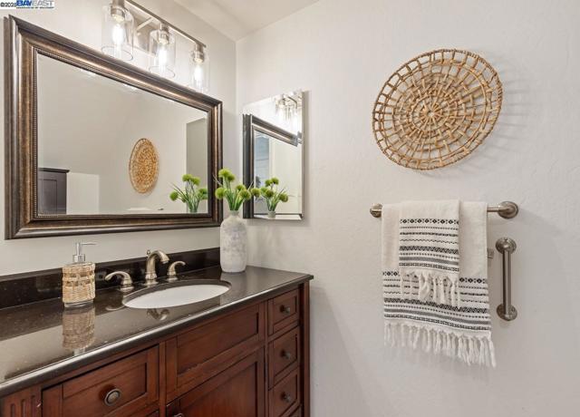 59 Arenas Ct, San Ramon CA: https://media.crmls.org/mediaz/b7111834-1edb-482c-8613-d981243da9c0.jpg