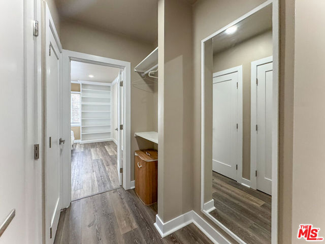 153 South Linden Drive, 1 photo 9