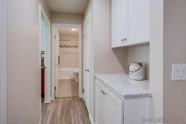 10970 Shy Bird Ln, San Diego CA: https://media.crmls.org/mediaz/b7122716-cb98-4fe1-a691-a1f0de061567.jpg