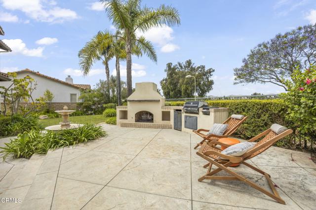 741 Sterling Hills Drive, Camarillo CA: https://media.crmls.org/mediaz/b7124fa2-151c-4145-8d93-9e078007eff4.jpg