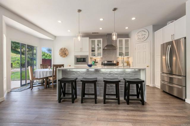 Detail Gallery Image 1 of 51 For 888 Arvita Ct, Oceanside,  CA 92057 - 3 Beds | 2 Baths