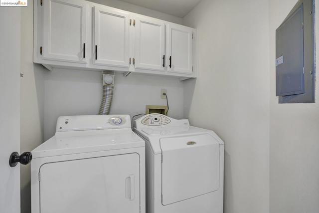 Image 37 of 59 For 545 Pierce St  2112