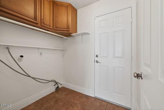 Image 32 of 40 For 1297 Halifax Court