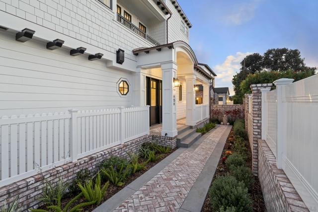 Image 44 of 57 For 464 Westbourne St
