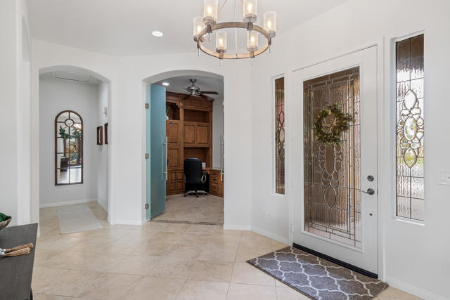 60612 Lace Leaf Court, La Quinta CA: https://media.crmls.org/mediaz/b714fdd9-5a7b-4f71-b4c3-73a7b0a34db6.jpg