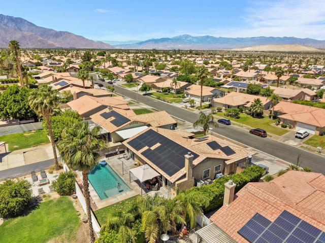 69867 Kent Place, Cathedral City CA: https://media.crmls.org/mediaz/b715dd4d-5803-4e7a-b5de-85273d605338.jpg