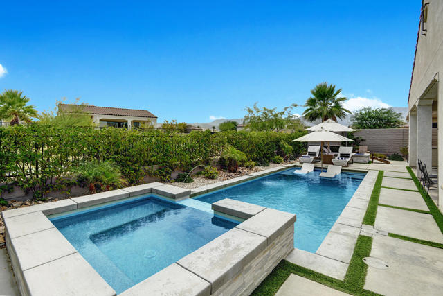 33 Magnum, Rancho Mirage, CA 92270