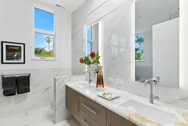 2200 Saint Francis Drive, Palo Alto CA: https://media.crmls.org/mediaz/b716f866-9ed0-48af-9bbf-33eb5f9ee805.jpg
