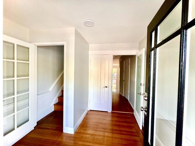 169 Brompton Avenue, San Francisco CA: https://media.crmls.org/mediaz/b717943e-9c8f-436f-adc3-3d93672e88a7.jpg