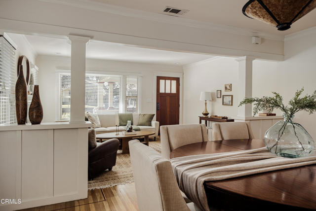 Detail Gallery Image 3 of 38 For 1892 N Marengo Ave, Pasadena,  CA 91103 - 3 Beds | 2 Baths