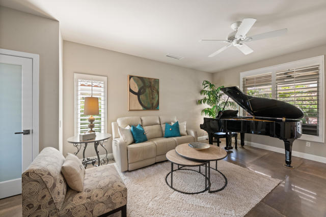 78391 Desert Willow Drive, Palm Desert CA: https://media.crmls.org/mediaz/b71ac88f-892f-4867-8e25-1716abd2c00a.jpg