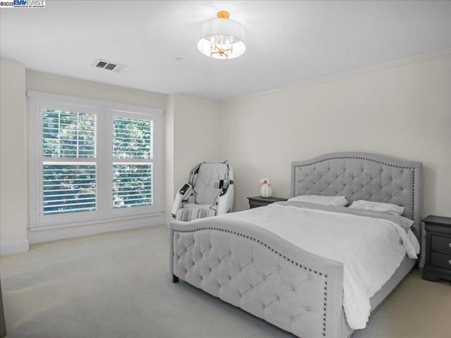 910 Willowshire Way, San Jose CA: https://media.crmls.org/mediaz/b71c0462-7ed2-4d6f-a6cc-1c6bb9502e48.jpg
