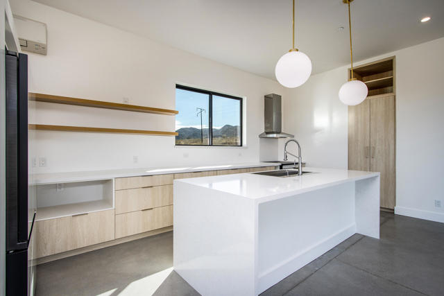 66050 Cottonwood Drive, Joshua Tree CA: https://media.crmls.org/mediaz/b71cddfa-b0b2-4ead-8e72-5d42c3ccf4af.jpg