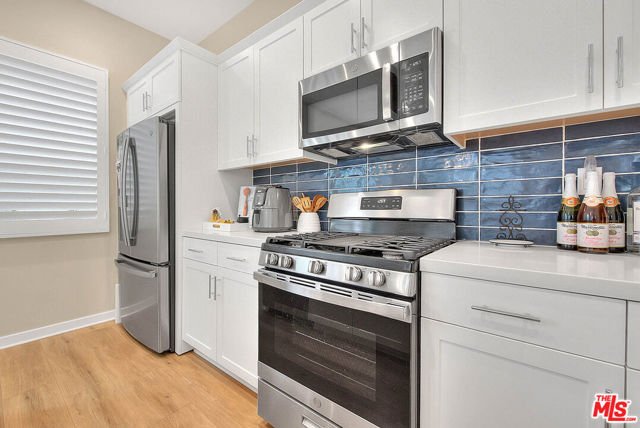 2432 E Hyde Paseo, Ontario CA: https://media.crmls.org/mediaz/b71d21ba-2927-4b1e-ba1d-950aa4293dcf.jpg