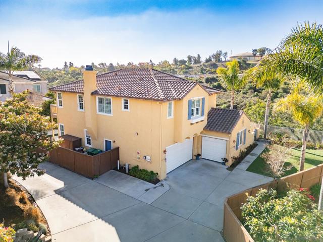 1330 Panorama Ridge Rd, Oceanside CA: https://media.crmls.org/mediaz/b71dd533-8076-402f-a30a-b03bad56dad2.jpg